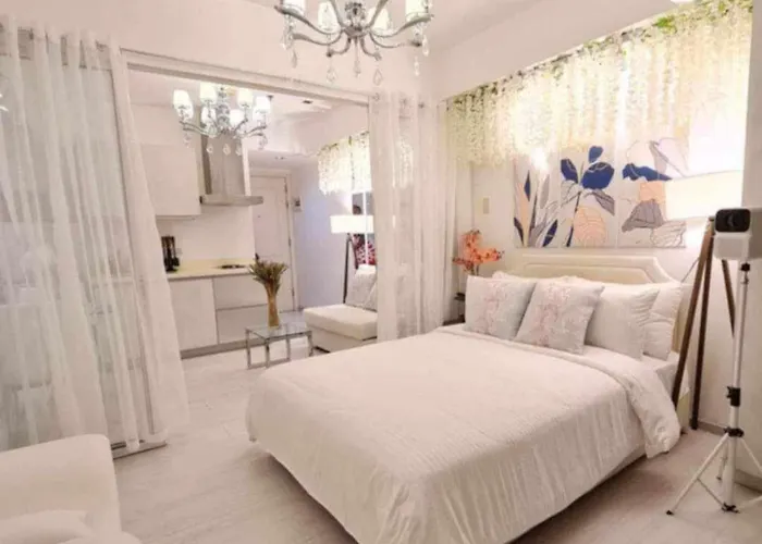 Azure Urban Residences By Lyn Апартаменты *